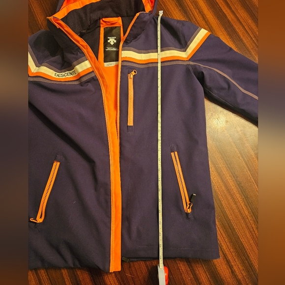 Descente Navy Detachable Hood Softshell Zip Jacket Junior 14 Ski Hike EUC - Picture 14 of 14